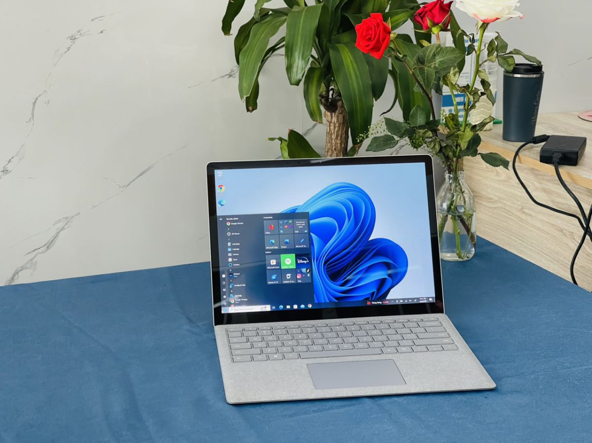 surface laptop 2
